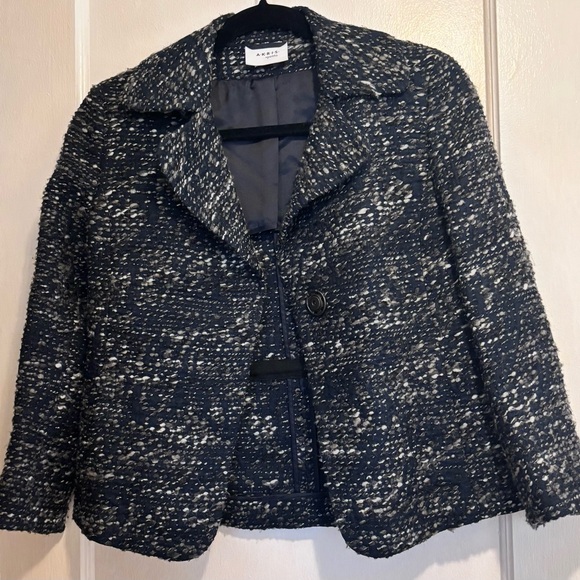 Akris Punto Jackets & Blazers - Akris Punto Navy Feminine Tweed Blazer Size 4